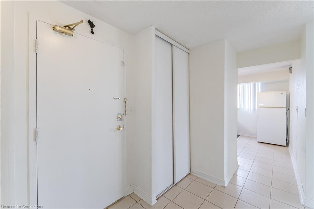 704-155 Hillcrest Avenue Property Photo 5