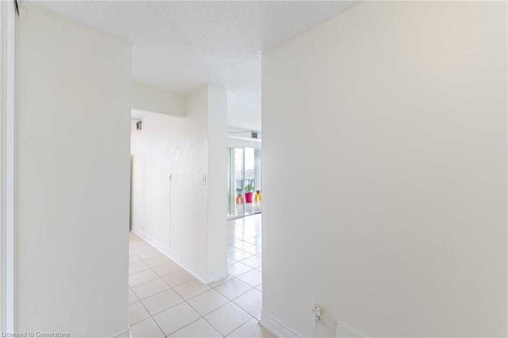 704-155 Hillcrest Avenue Property Photo 6