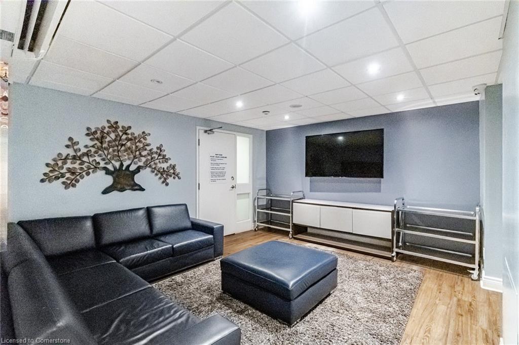 704-155 Hillcrest Avenue Property Photo 33