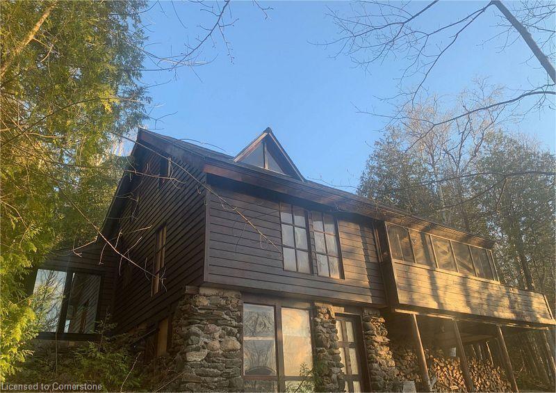 2724 River Road Property Photo 2