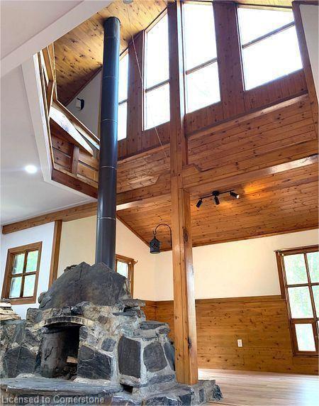 2724 River Road Property Photo 3
