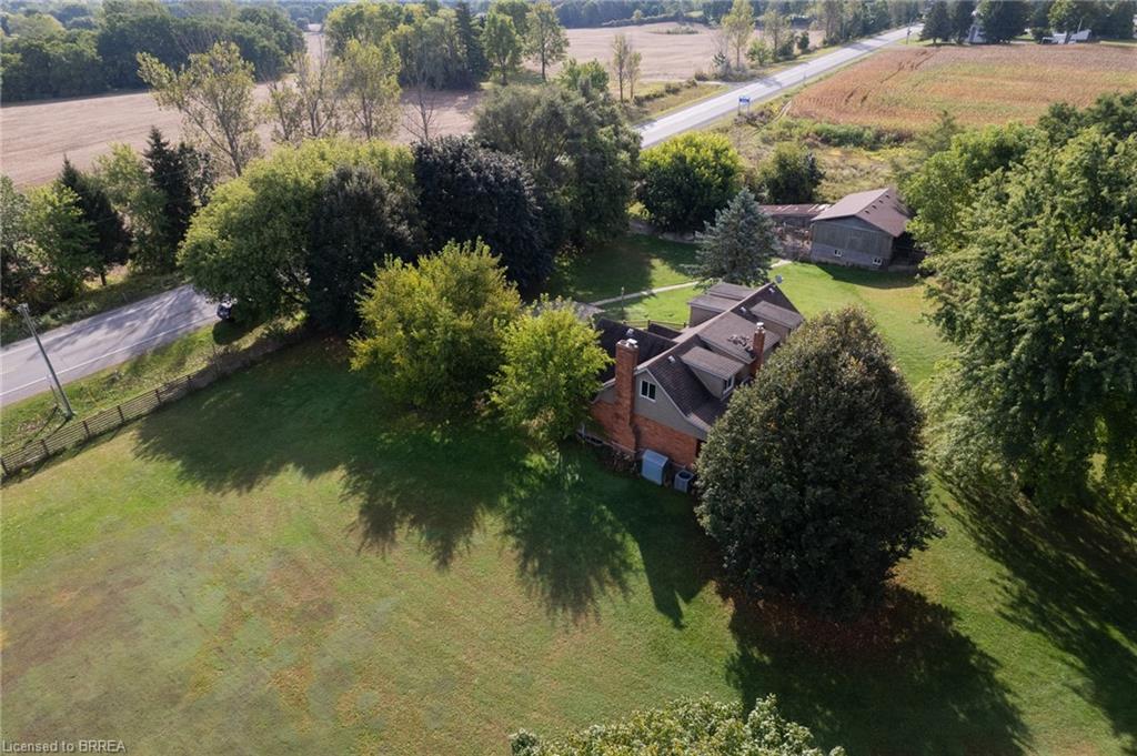 93 Simcoe Street Property Photo 11