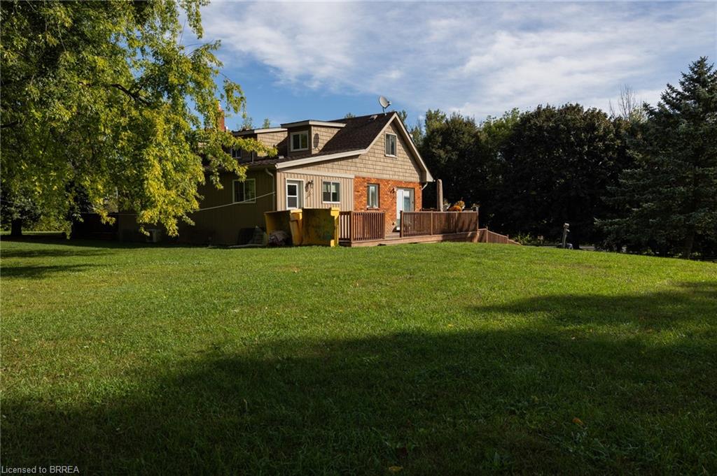 93 Simcoe Street Property Photo 13