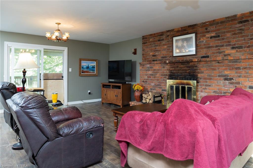 93 Simcoe Street Property Photo 20