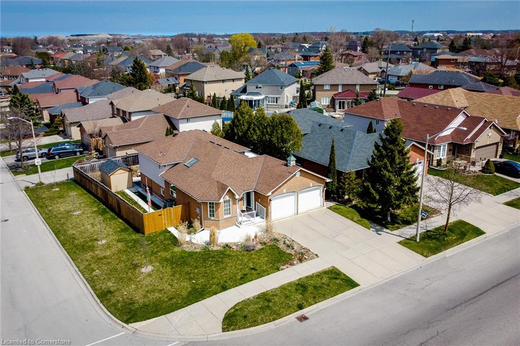 146 Highbury Drive Property Photo 2