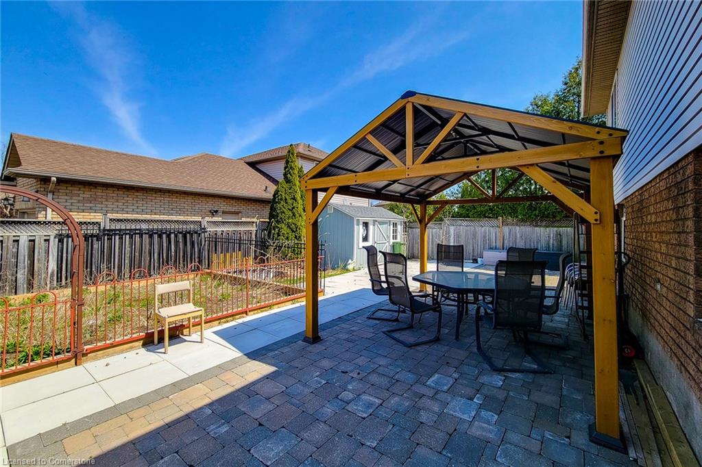146 Highbury Drive Property Photo 7