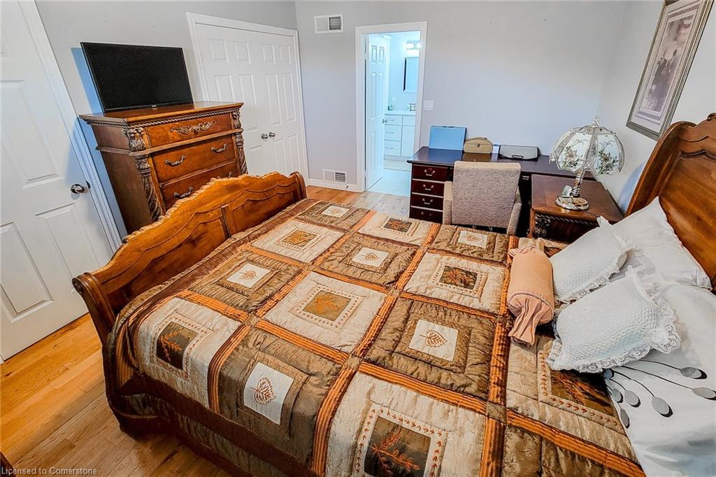 146 Highbury Drive Property Photo 28