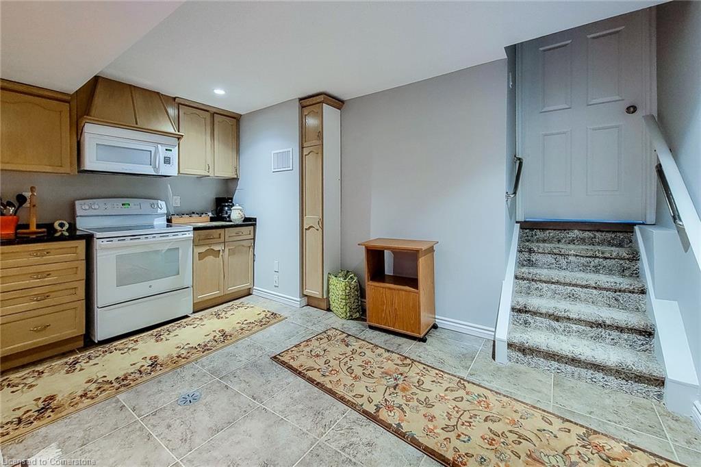 146 Highbury Drive Property Photo 38
