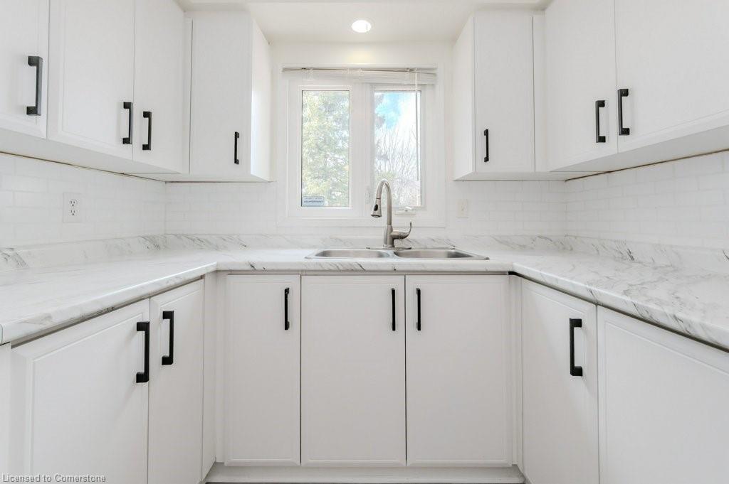 46 Appalachian Crescent Property Photo 6
