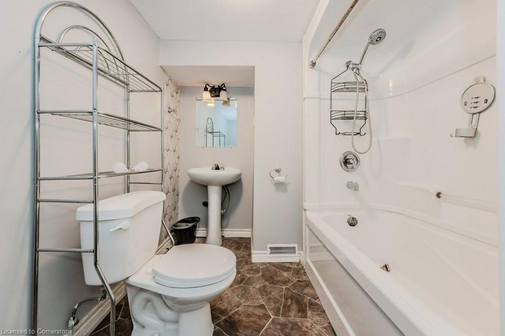 46 Appalachian Crescent Property Photo 17