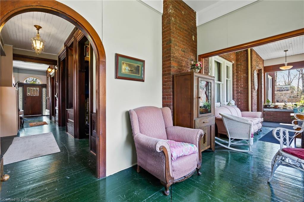 20 Evan Street Property Photo 12