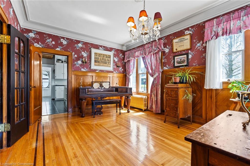 20 Evan Street Property Photo 22