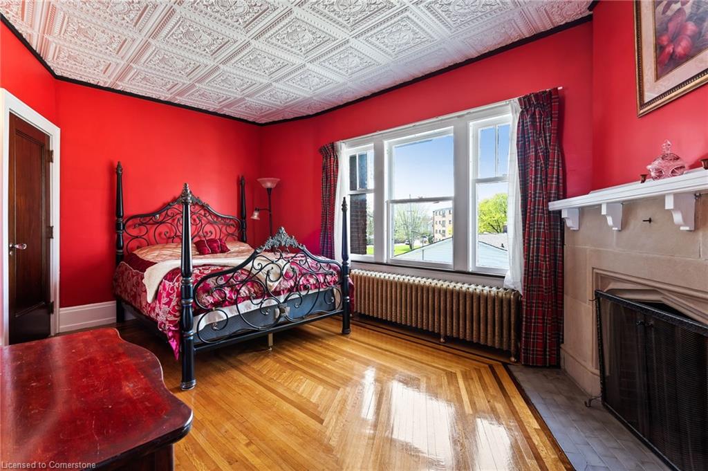 20 Evan Street Property Photo 31