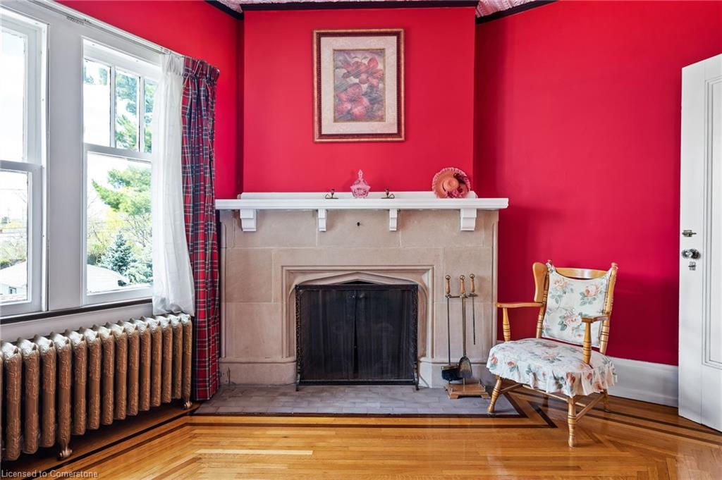 20 Evan Street Property Photo 32