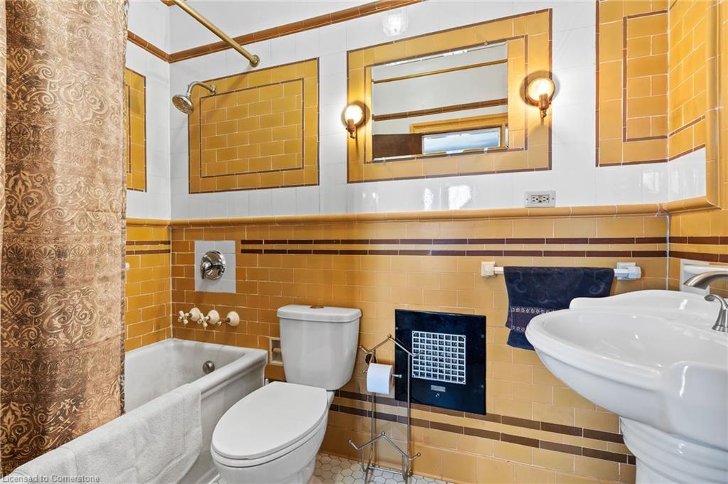 20 Evan Street Property Photo 34