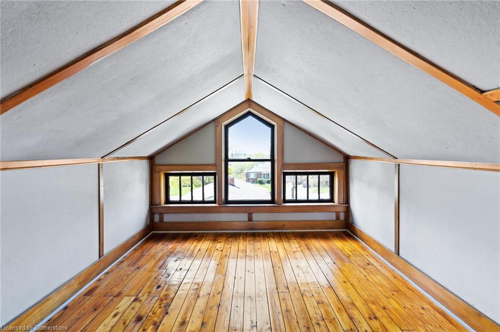 20 Evan Street Property Photo 42