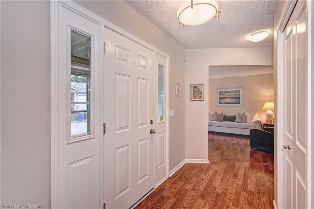 176 Wesley Crescent Property Photo 8