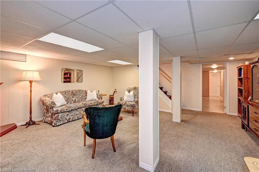 176 Wesley Crescent Property Photo 23