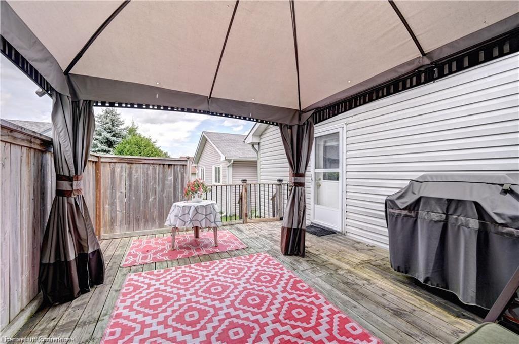 176 Wesley Crescent Property Photo 31