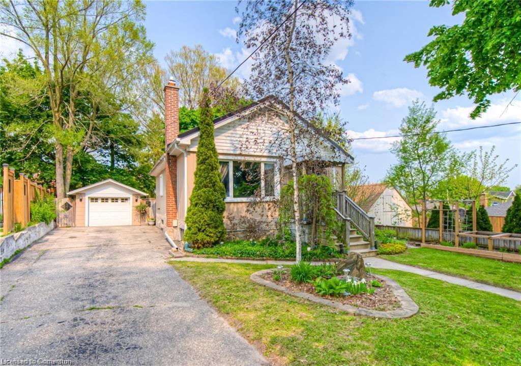 12 Barclay Avenue Property Photo