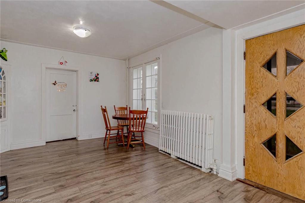 1701 King Street E Property Photo 11
