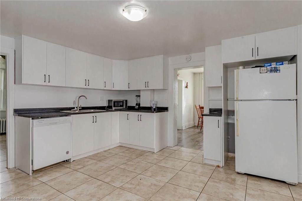 1701 King Street E Property Photo 19