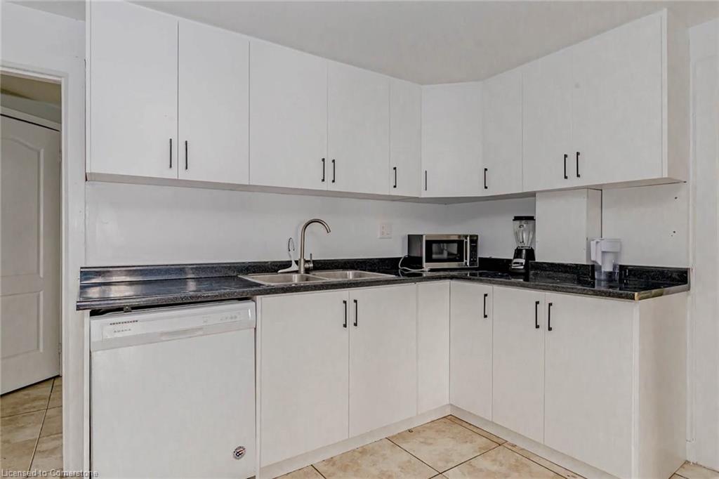 1701 King Street E Property Photo 21
