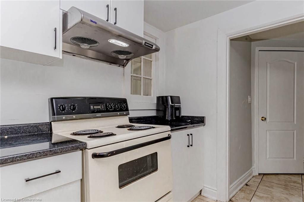 1701 King Street E Property Photo 22