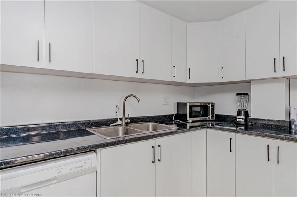 1701 King Street E Property Photo 24