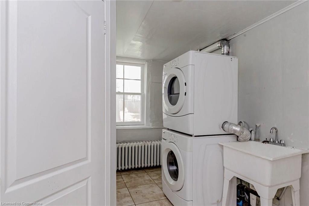 1701 King Street E Property Photo 31
