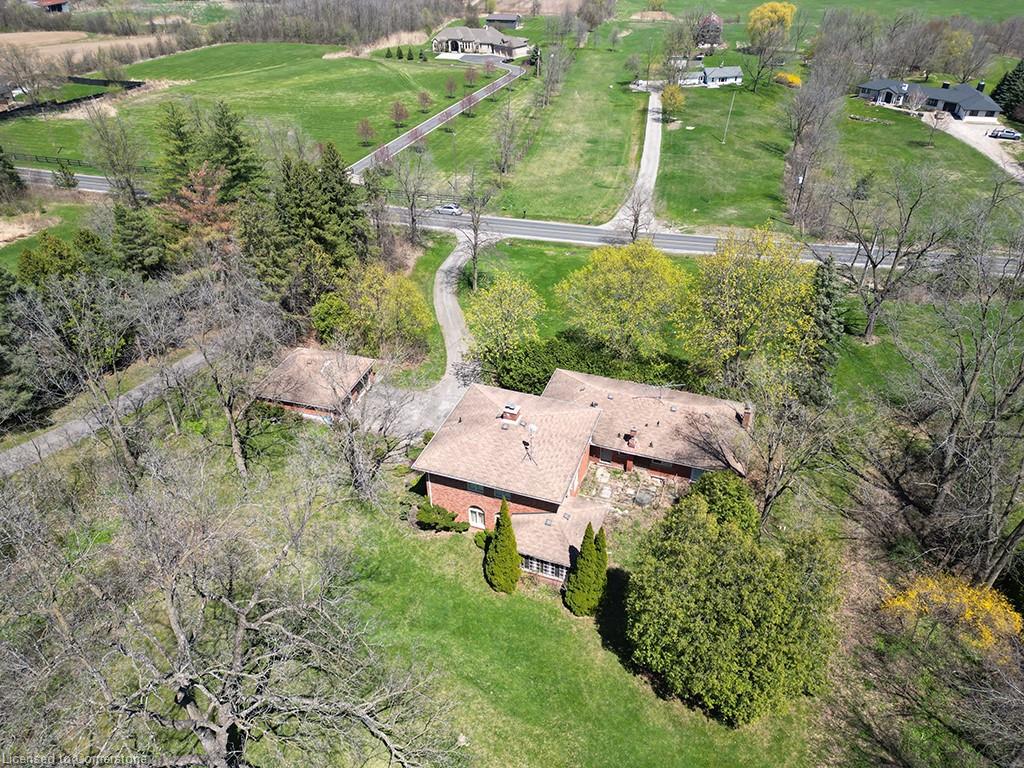 5072 Walkers Line Property Photo 4