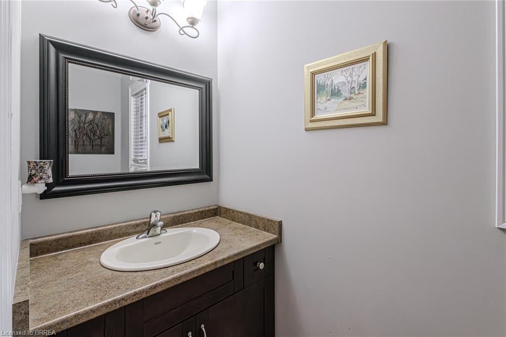 229 Springvalley Crescent Property Photo 13