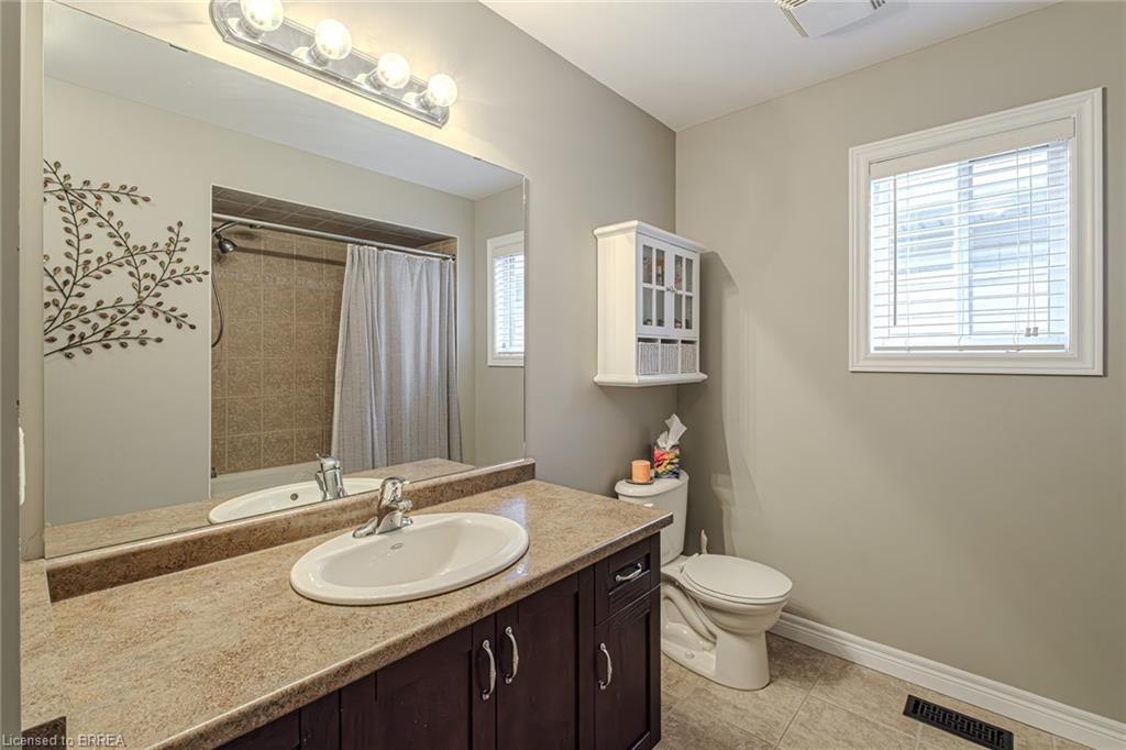 229 Springvalley Crescent Property Photo 31