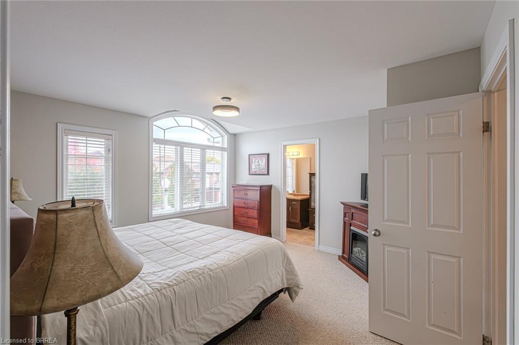 229 Springvalley Crescent Property Photo 32