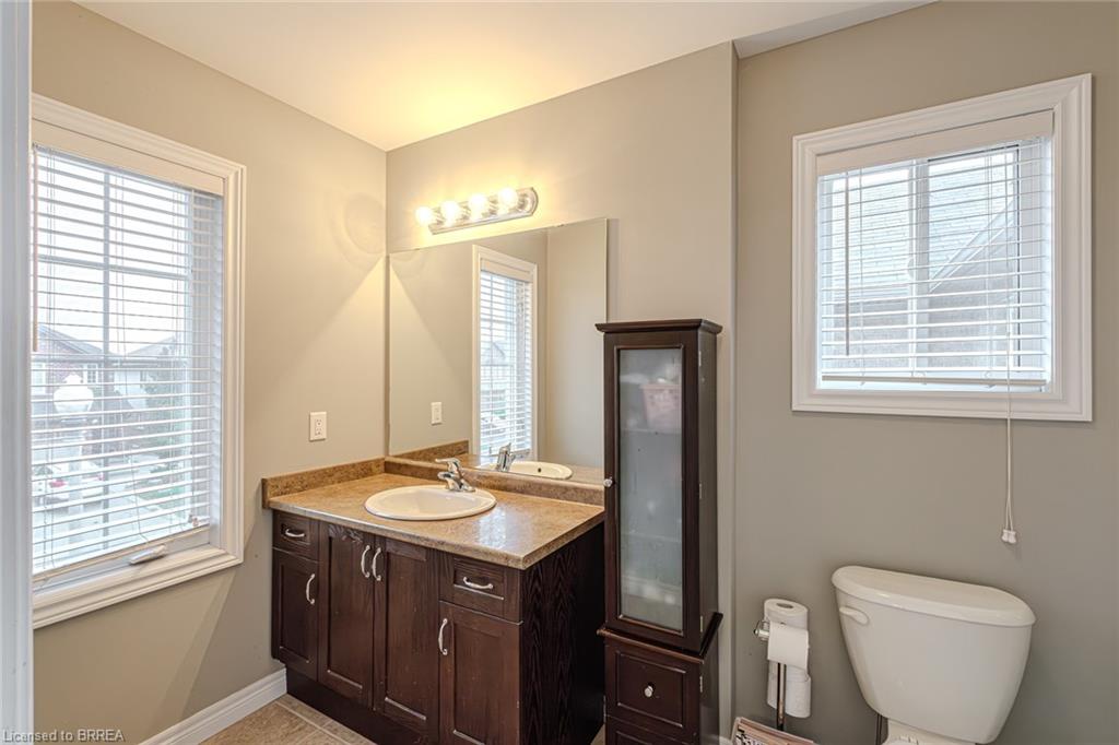 229 Springvalley Crescent Property Photo 35