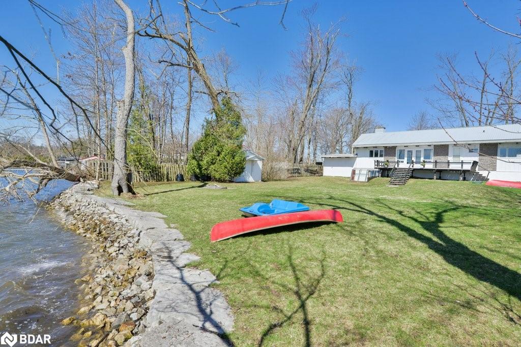 1971 Woods Bay Road Property Photo 4