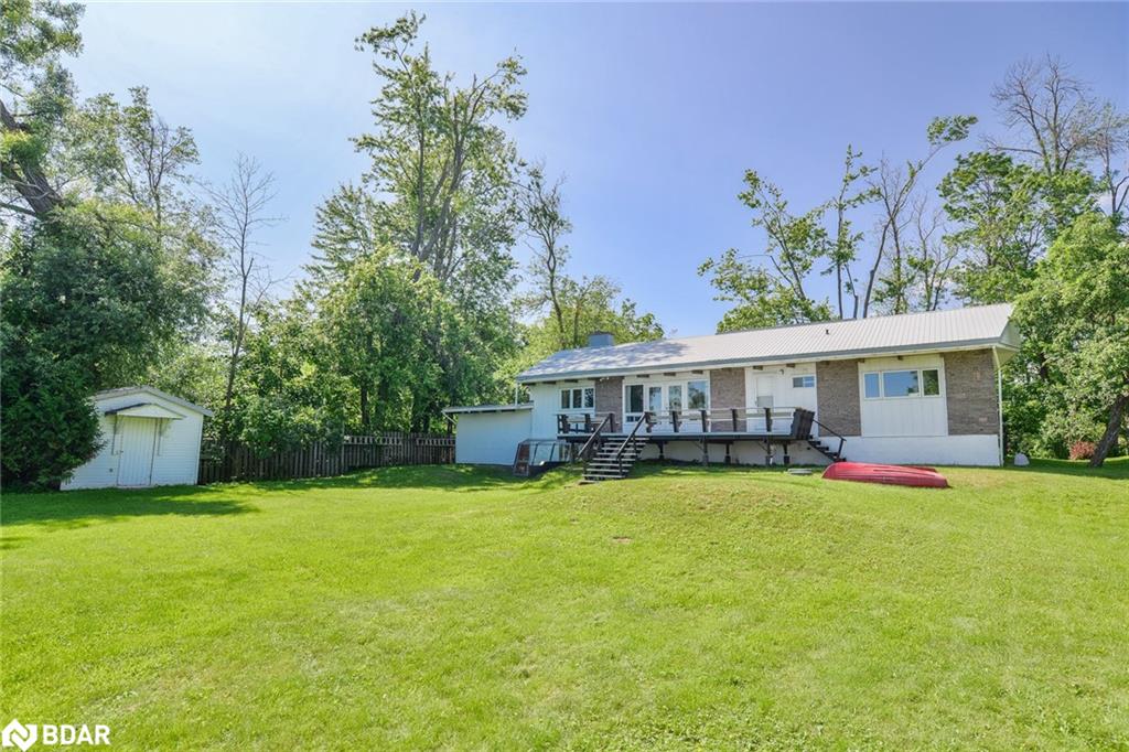 1971 Woods Bay Road Property Photo 8