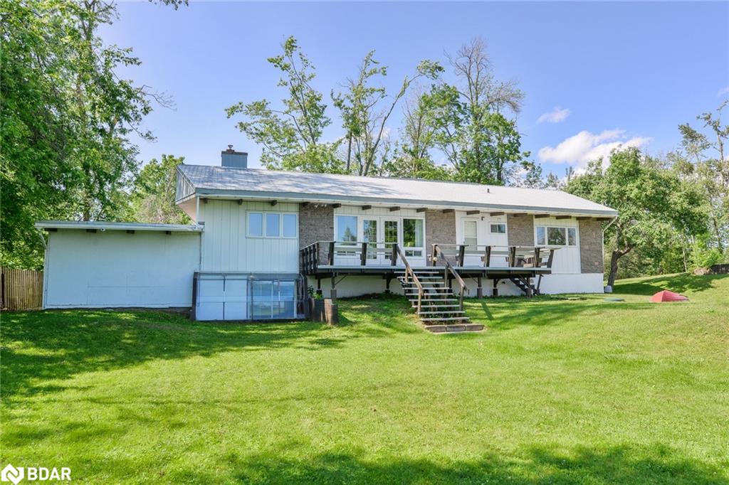 1971 Woods Bay Road Property Photo 9