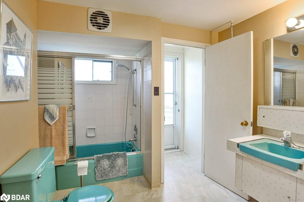 1971 Woods Bay Road Property Photo 24