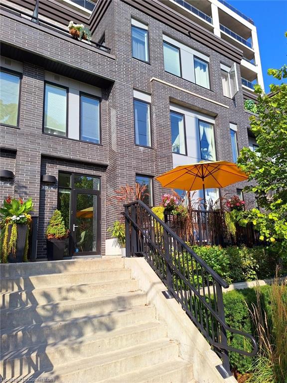 53 Arthur Street S Property Photo 3