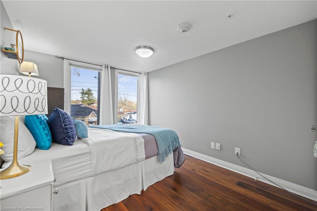 53 Arthur Street S Property Photo 18