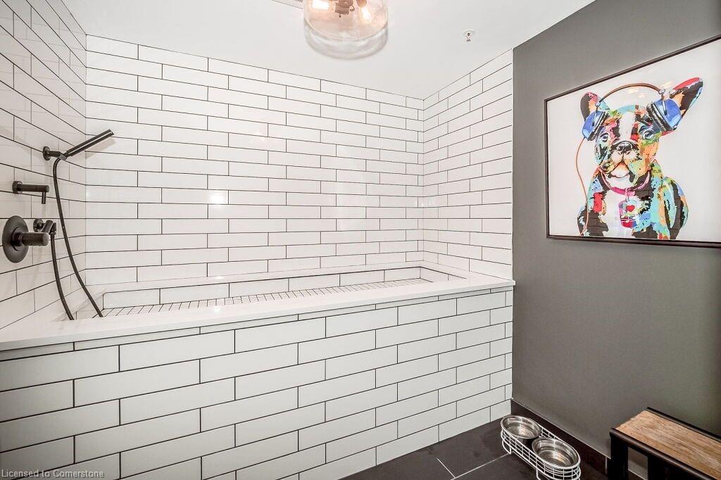 53 Arthur Street S Property Photo 41