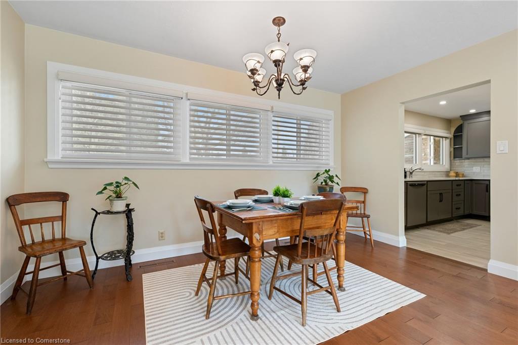 30 Lynndale Road Property Photo 6
