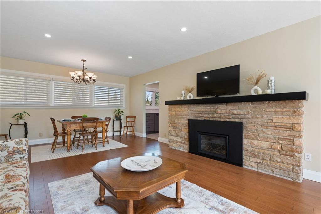 30 Lynndale Road Property Photo 7