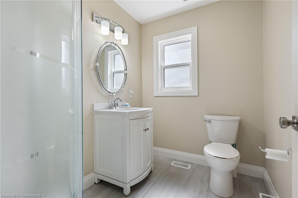 30 Lynndale Road Property Photo 23