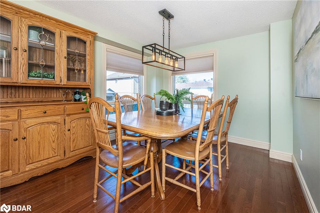 222 Walsh Crescent Property Photo 6