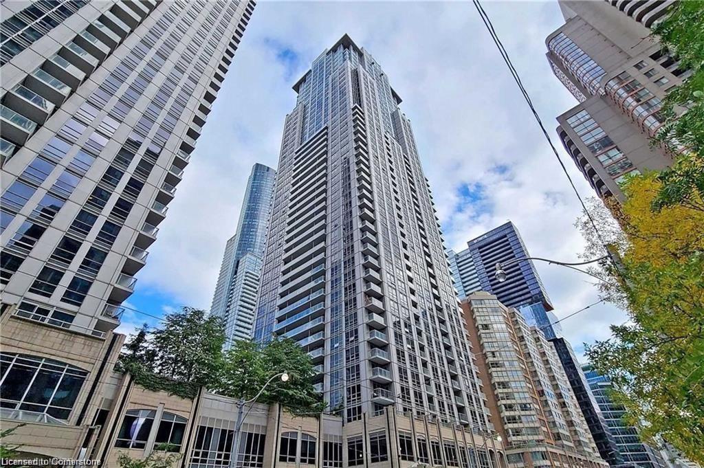 511-761 Bay Street Property Photo
