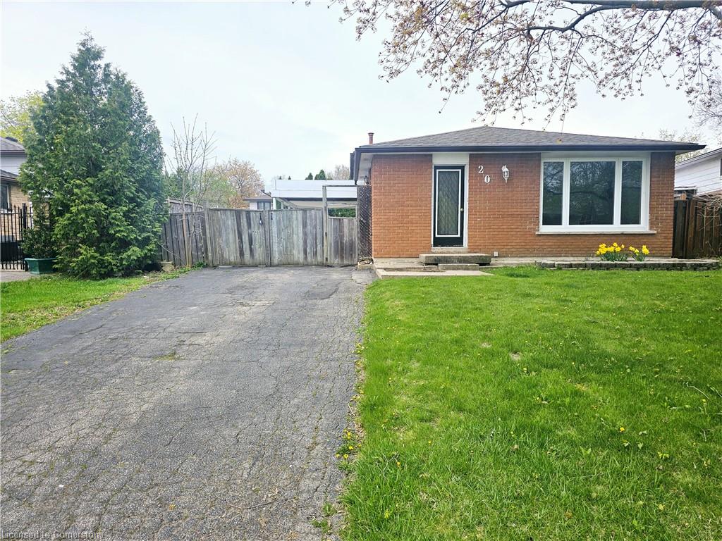 20 Laird Drive Property Photo 1