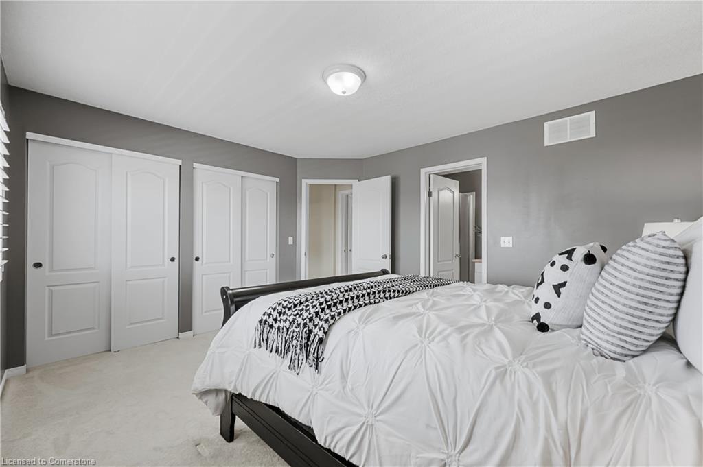 63 Wellington South Property Photo 23