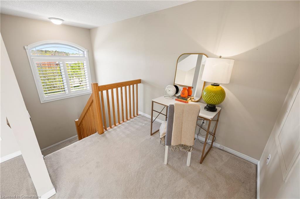 63 Wellington South Property Photo 29